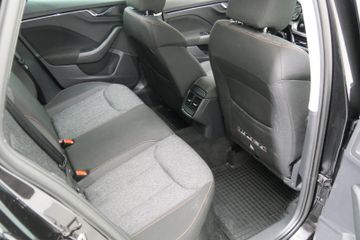 Skoda Kamiq Clever 1,0 TSI AHZV LED PDC SHZ