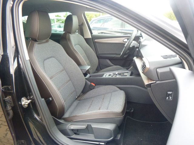 Fahrzeugabbildung Seat Leon 1,5 eTSI Lim Xcellence >AUT/AHK/FullLink<