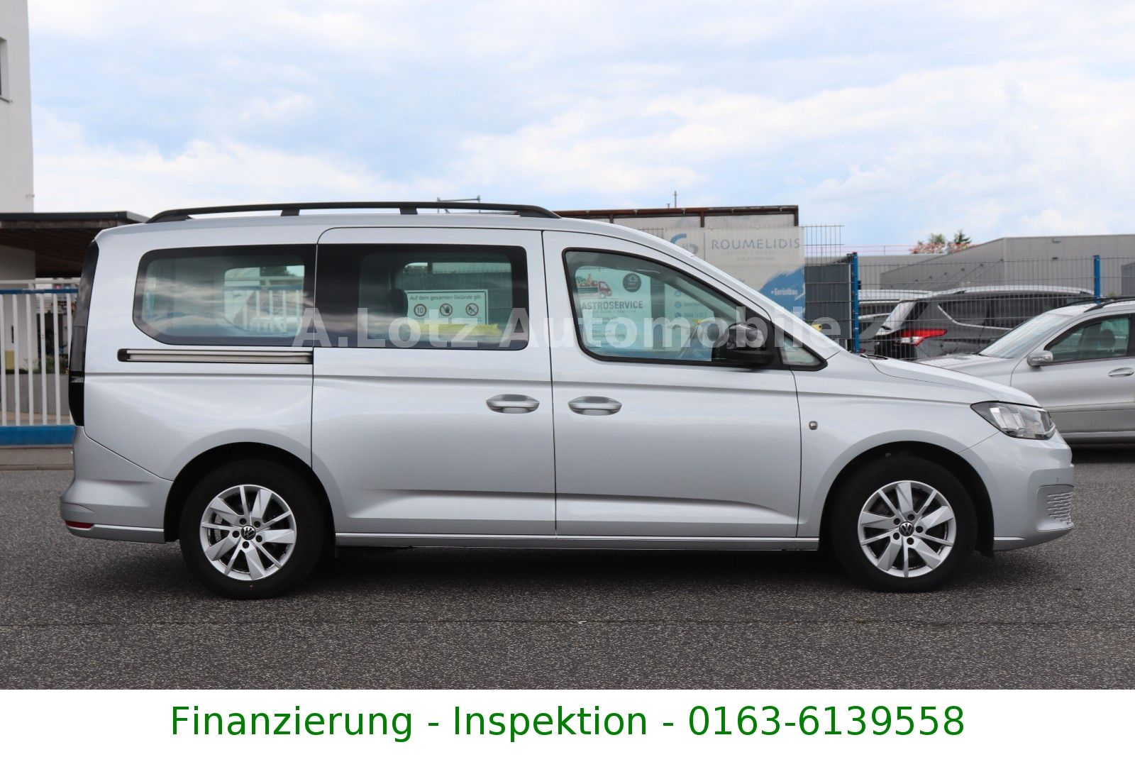 VW Caddy Life Maxi