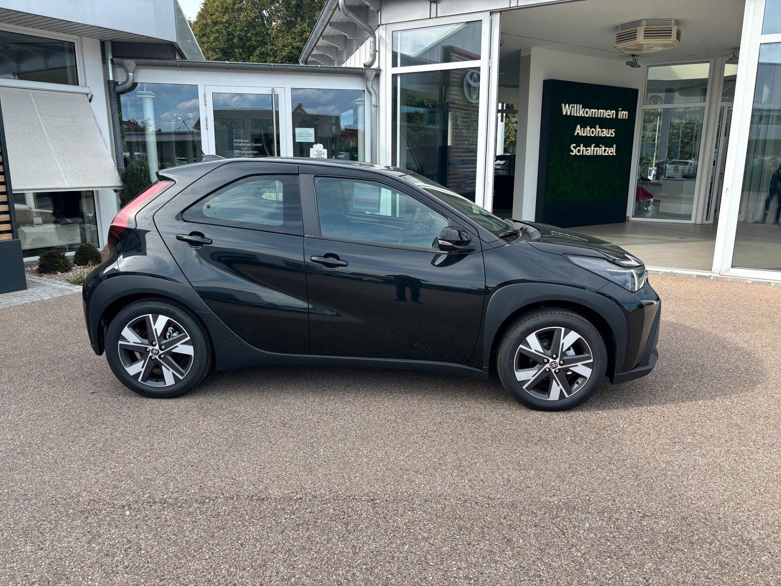 Toyota Aygo (X) 1,5 Hybrid Active Sitzheizung Rückfahrk imagem 3