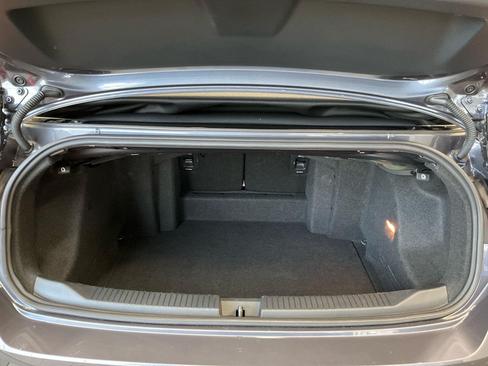 Volkswagen T-Roc - Bild 8