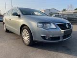 Volkswagen Passat Variant Com.  DSG  1. Hand. TV Xenen - Volkswagen aus 2008: Kombi