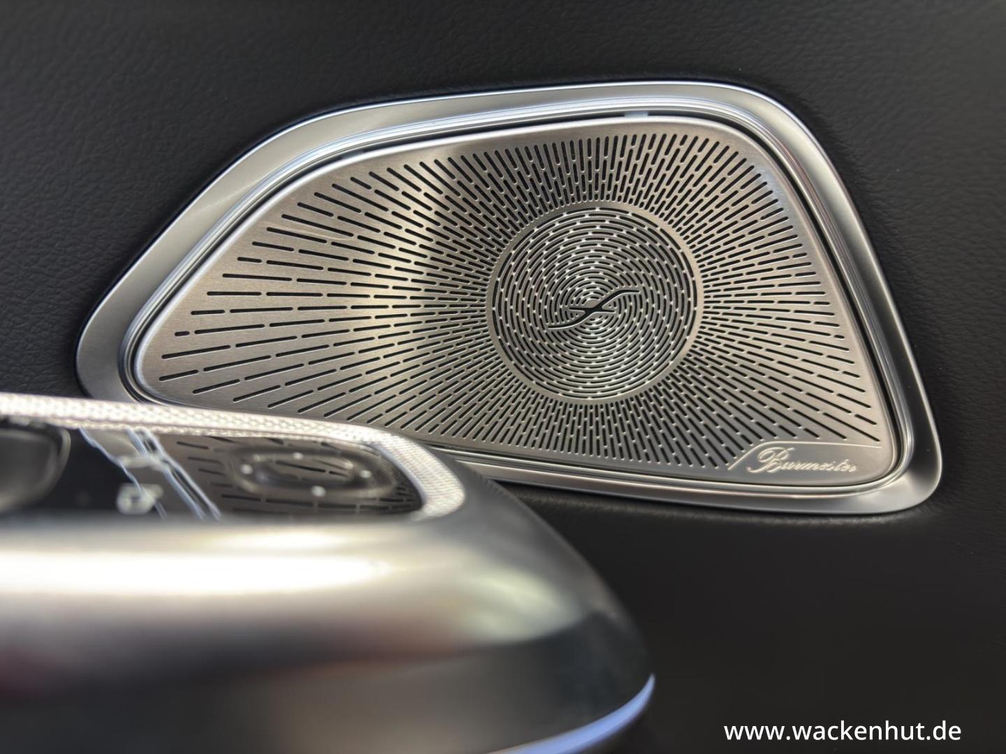 Mercedes-Benz E 220 d T AMG LINE ADVANCED PLUS AHK+DISTR+BURME