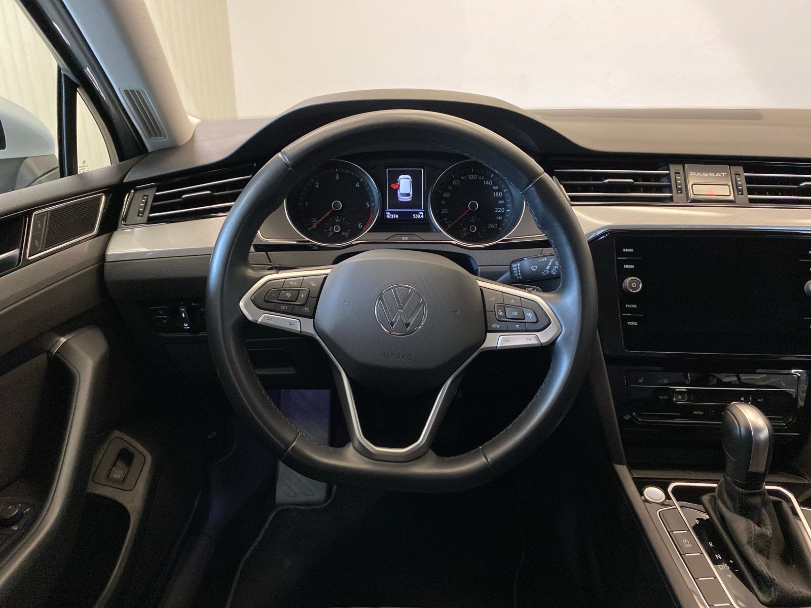 Volkswagen Passat - Bild 6