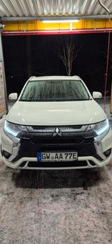 Mitsubishi Plug-in Hybrid Outlander - Mitsubishi Plug-in Hybrid Outlander aus 2020