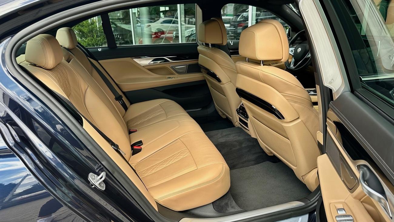 Car Image 22