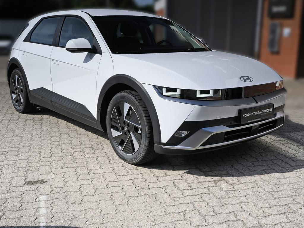 Fahrzeugabbildung Hyundai IONIQ 5 DYNAMIQ ELEKTRO 84 kWh SHZ LHZ LED NAVI