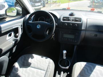 Skoda Fabia Ambiente Klimaanlage + PDC