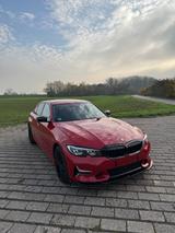 BMW  330i Luxury Line 8fach bereift