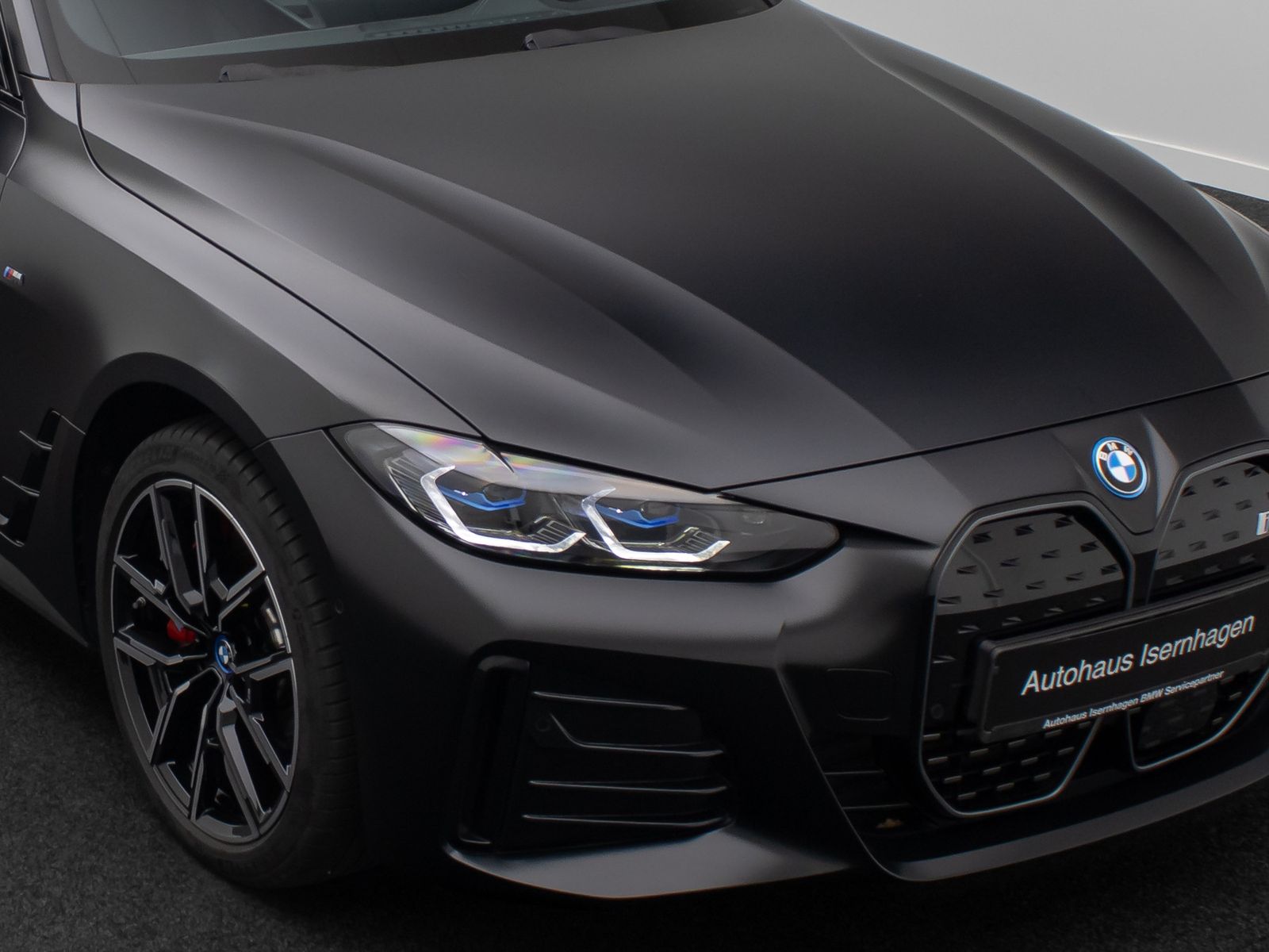 Fahrzeugabbildung BMW i4 eD40 M Sport HUD DAB Kamera Individual 19Zoll