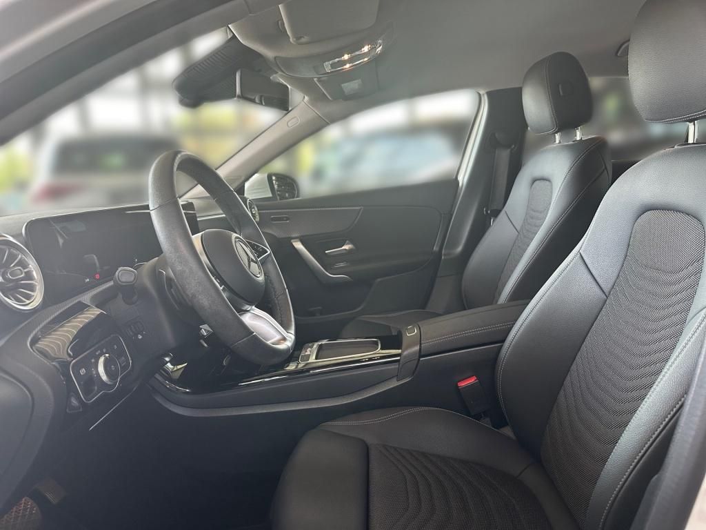 Fahrzeugabbildung Mercedes-Benz A 220 4M Progressive Navi SHZ Ambie. KeyLess LED