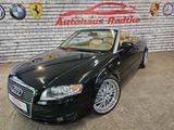 Audi A4 Cabriolet 3.2 FSI quattro *Tüv & Service NEU* - Audi A4 mit Benzin-Antrieb: Schaltgetriebe