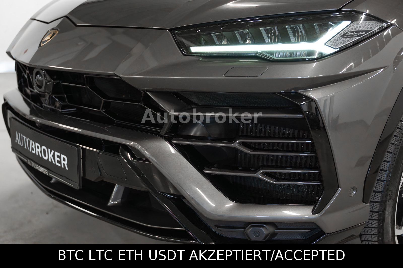 Lamborghini Urus – pogled 9