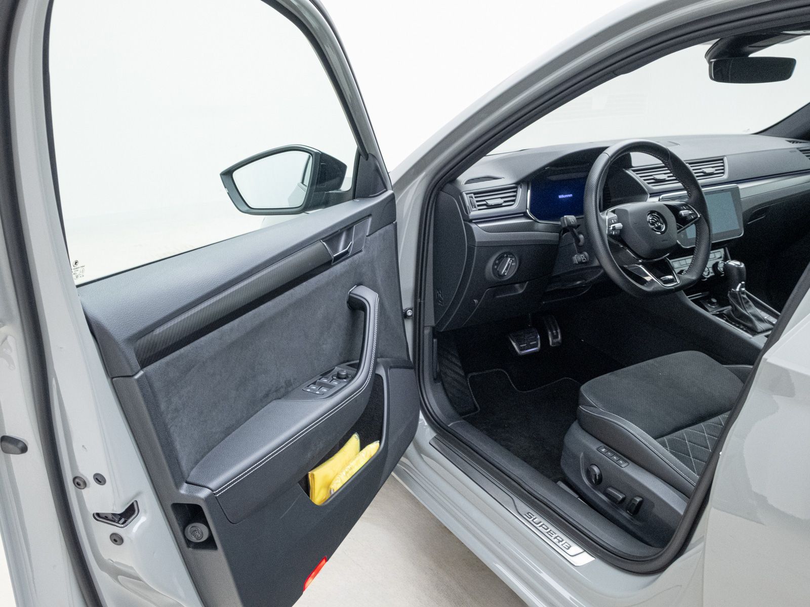 Skoda Superb - Bild 11
