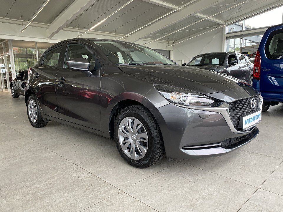 MAZDA 2