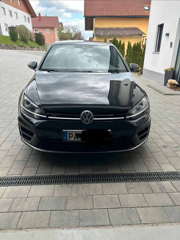 Image of Volkswagen Golf