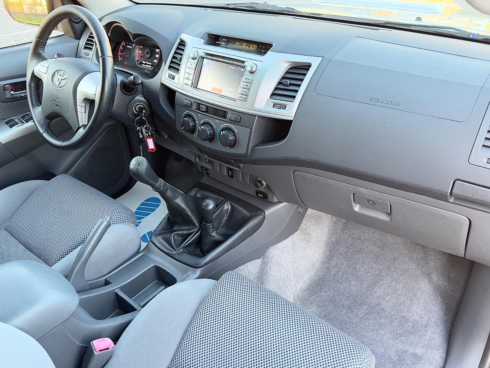 TOYOTA HILUX DOUBLECABINE 2.5 D-4D 145CH 4X4