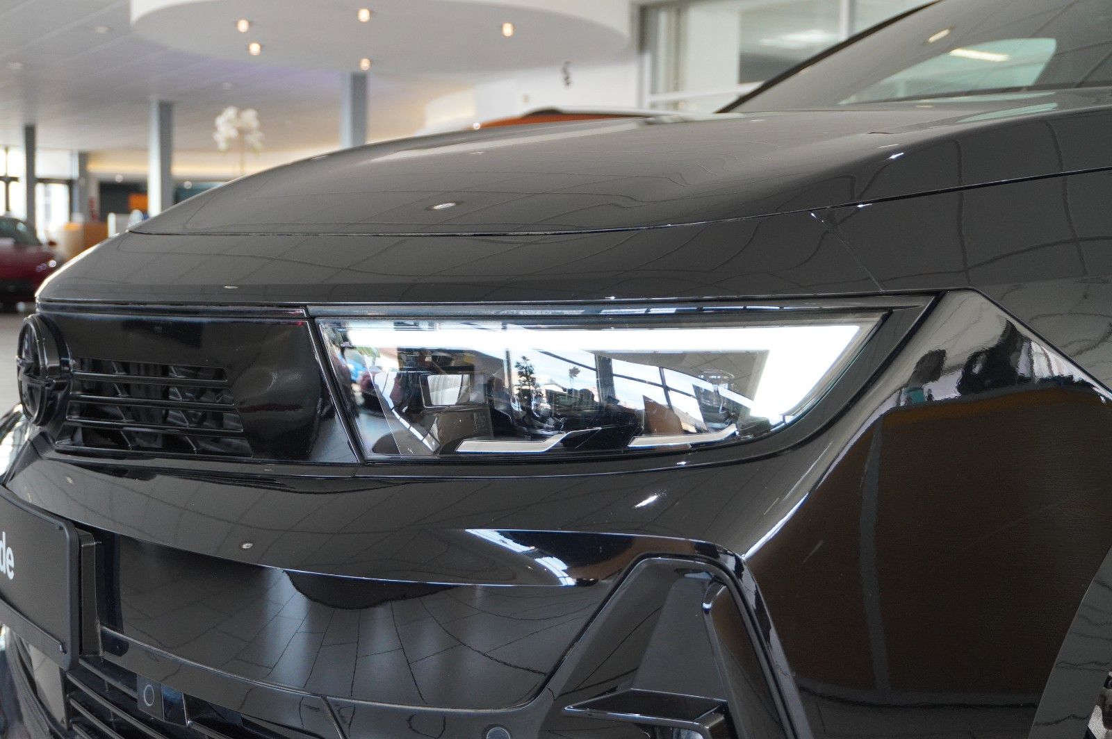 Fahrzeugabbildung Opel Astra L Lim. 1.6 HYBRID GS SPORT NAVI/360°/SPORT