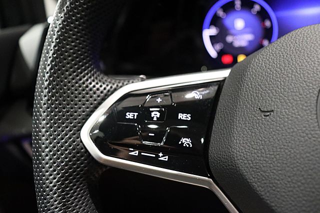 Golf GTD 2.0l TDI 200PS DSG KAMERA PANORAMA LED 
