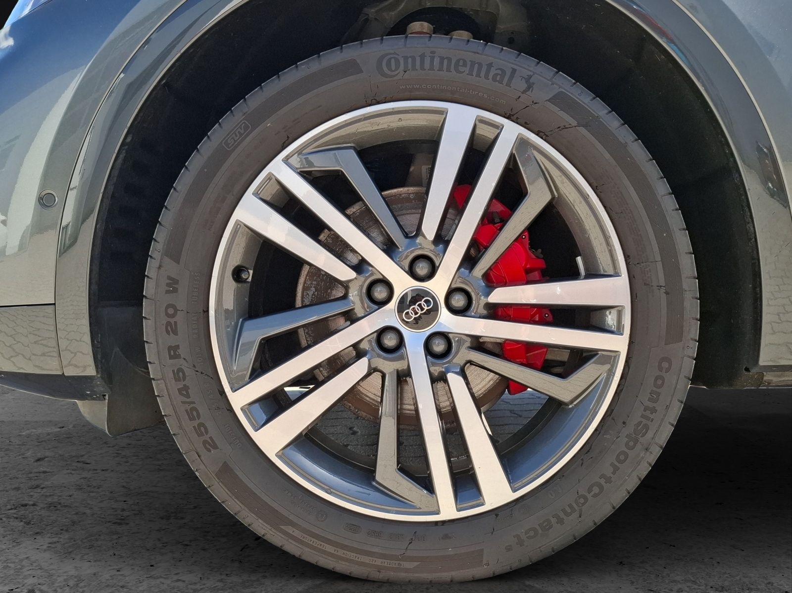 Fahrzeugabbildung Audi Q5 45 TFSI S-Line quattro S-tronic STH Matrix AH
