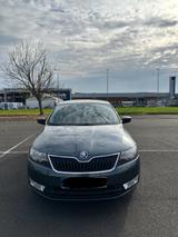 Skoda Rapid 1.6 TDI Active Active - Skoda Rapid Active mit Diesel-Antrieb