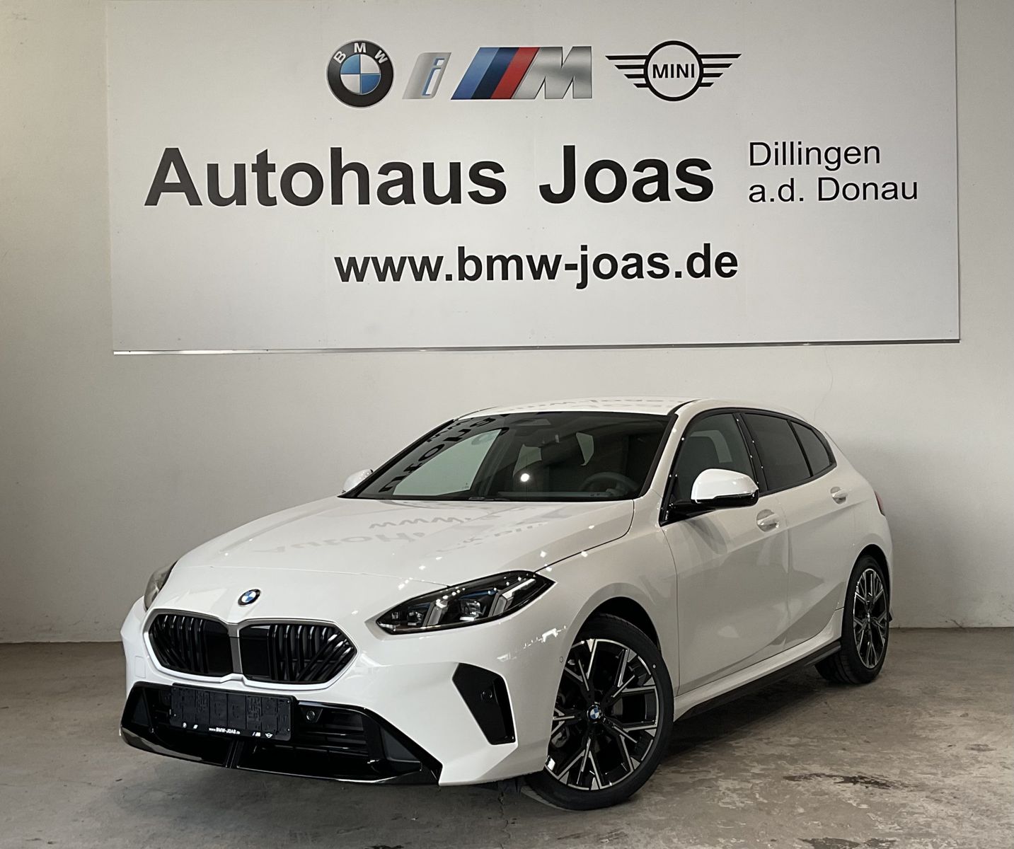 Fahrzeugeinzelansicht 4 Fahrzeugabbildung BMW 120 |Komfortzug. |AHK |elektr. Heckklappe DAB