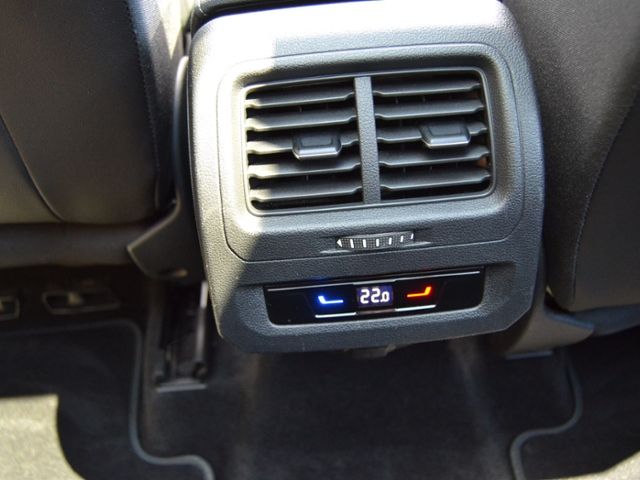 Touran 1.5 TSI Highline 7-SITZER/PANORAMA/LED/NA