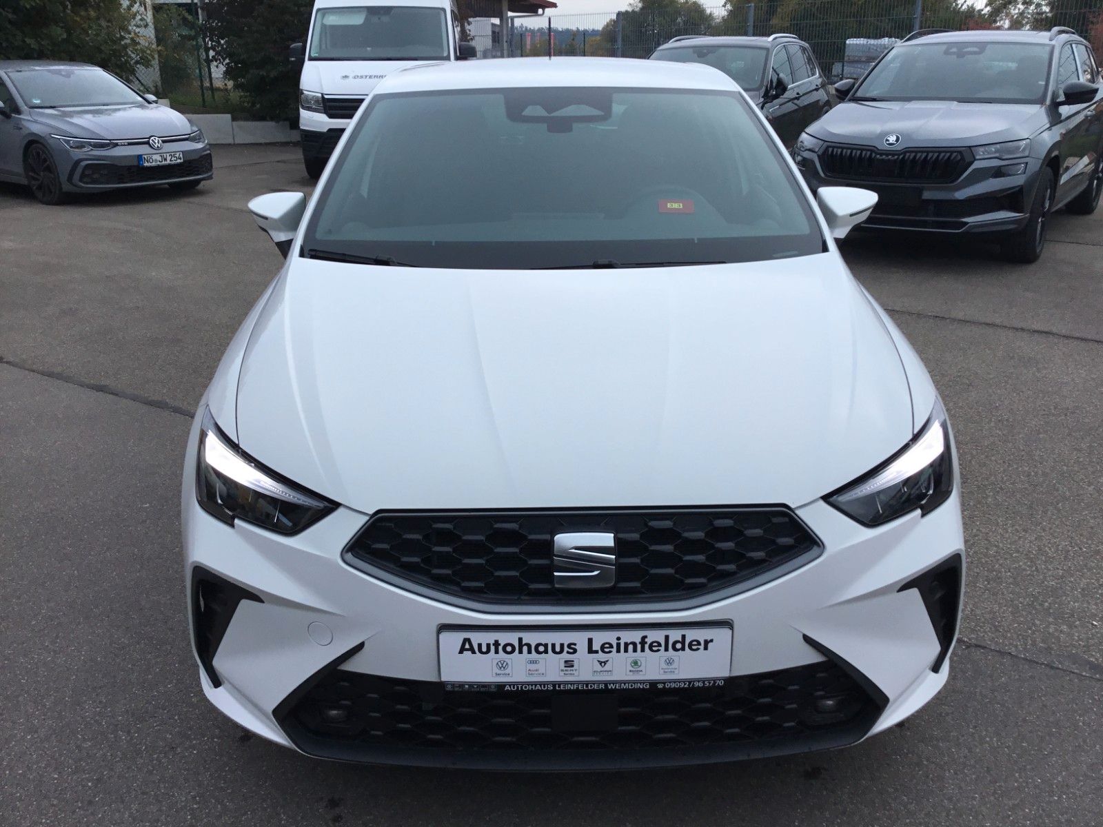 Fahrzeugabbildung SEAT Ibiza 1.0TSI Style DSG+ACC+16"+Navi+LED+FullLink