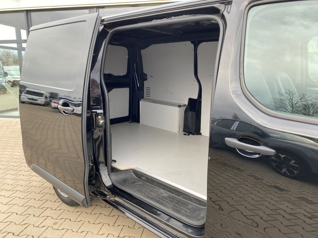 Fahrzeugabbildung Citroën Jumpy M BlueHDi 120 EAT8 Club *AZV*PDC hinten*