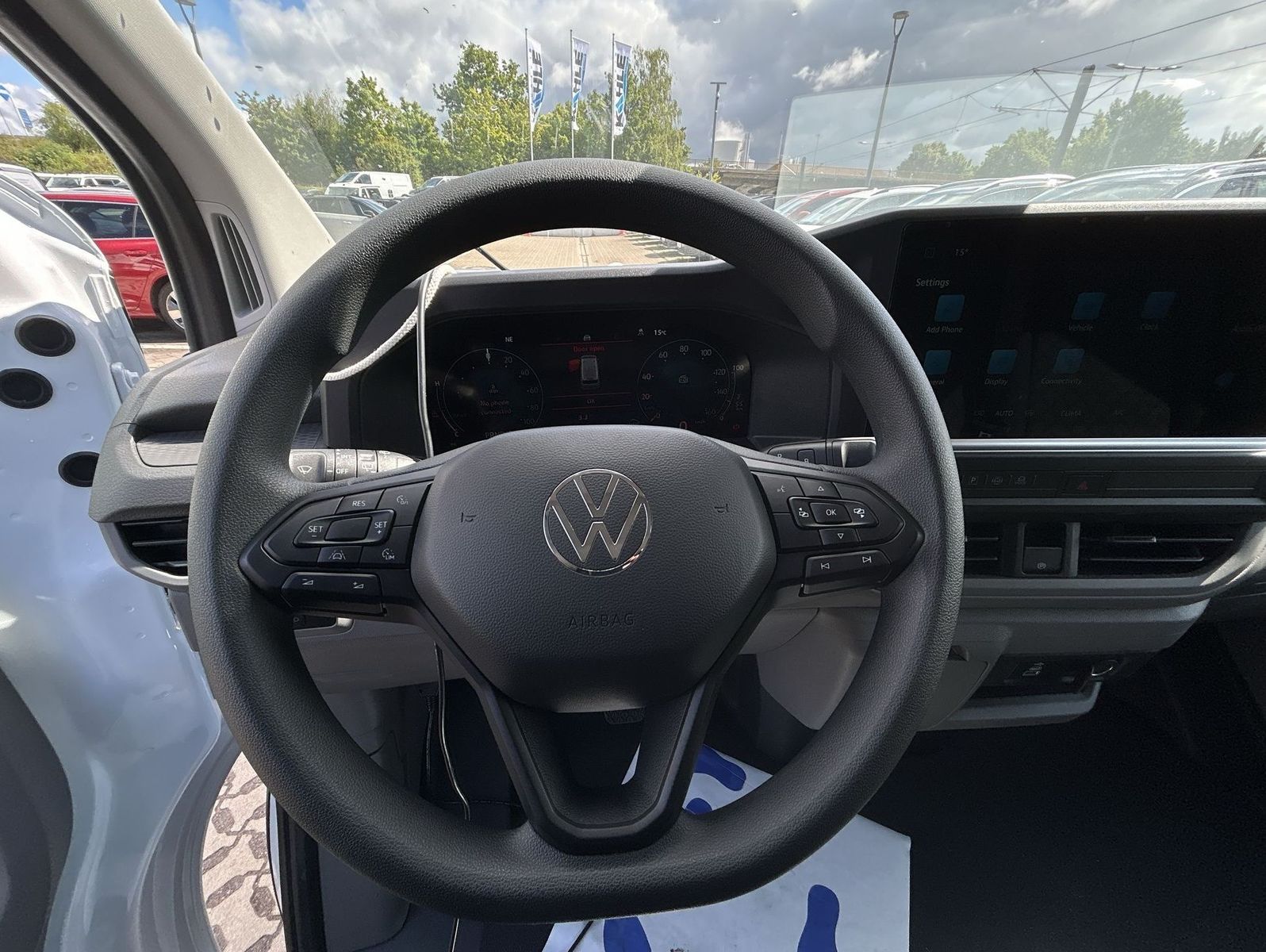 Volkswagen T7 Transporter - Bild 14