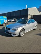BMW 525i Limousine M Aerodynamik Paket - BMW 525 in Solingen