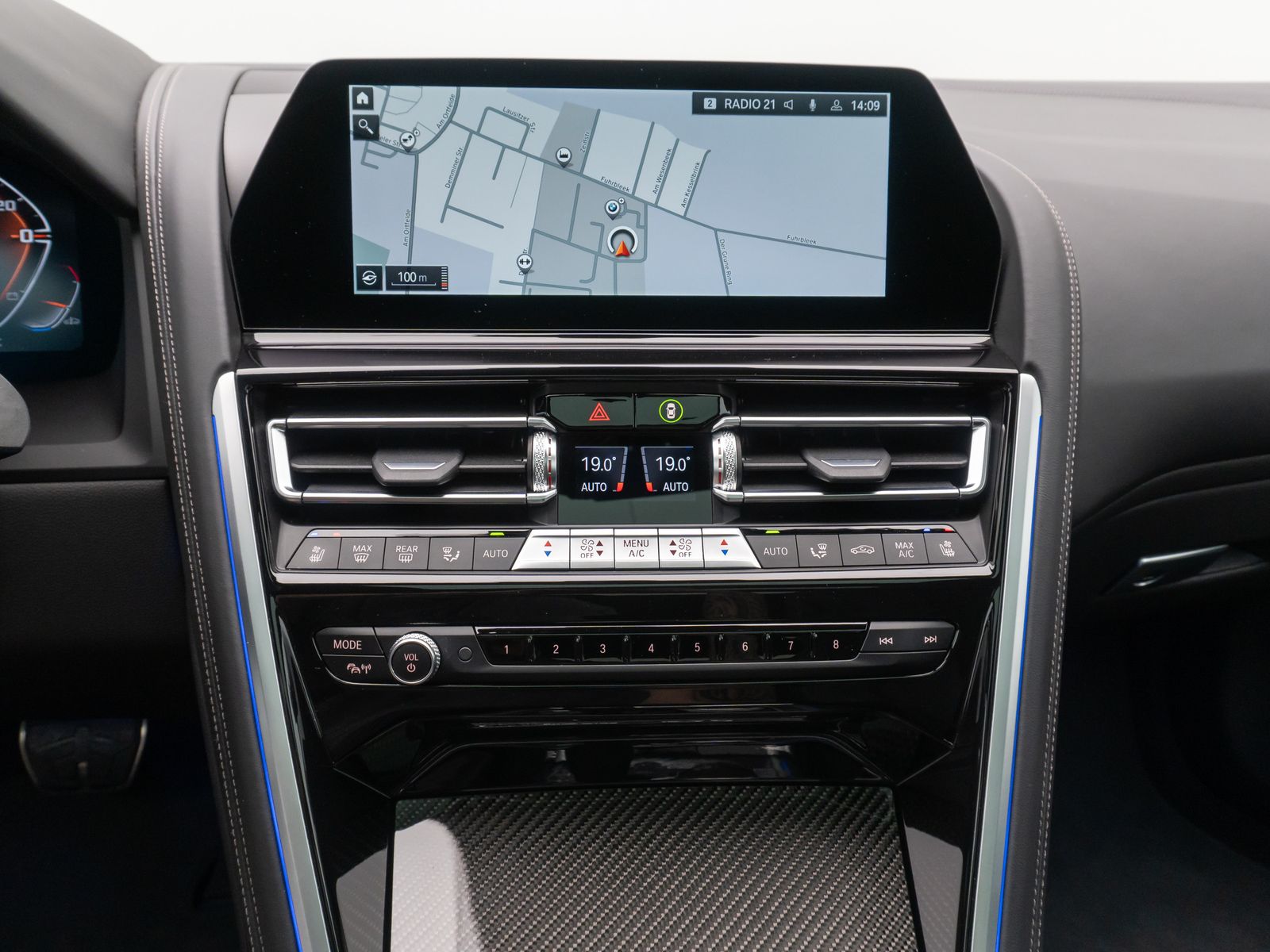 Fahrzeugabbildung BMW M850i xD GC 360°DAB Laser DisplKey SoftClose H/K