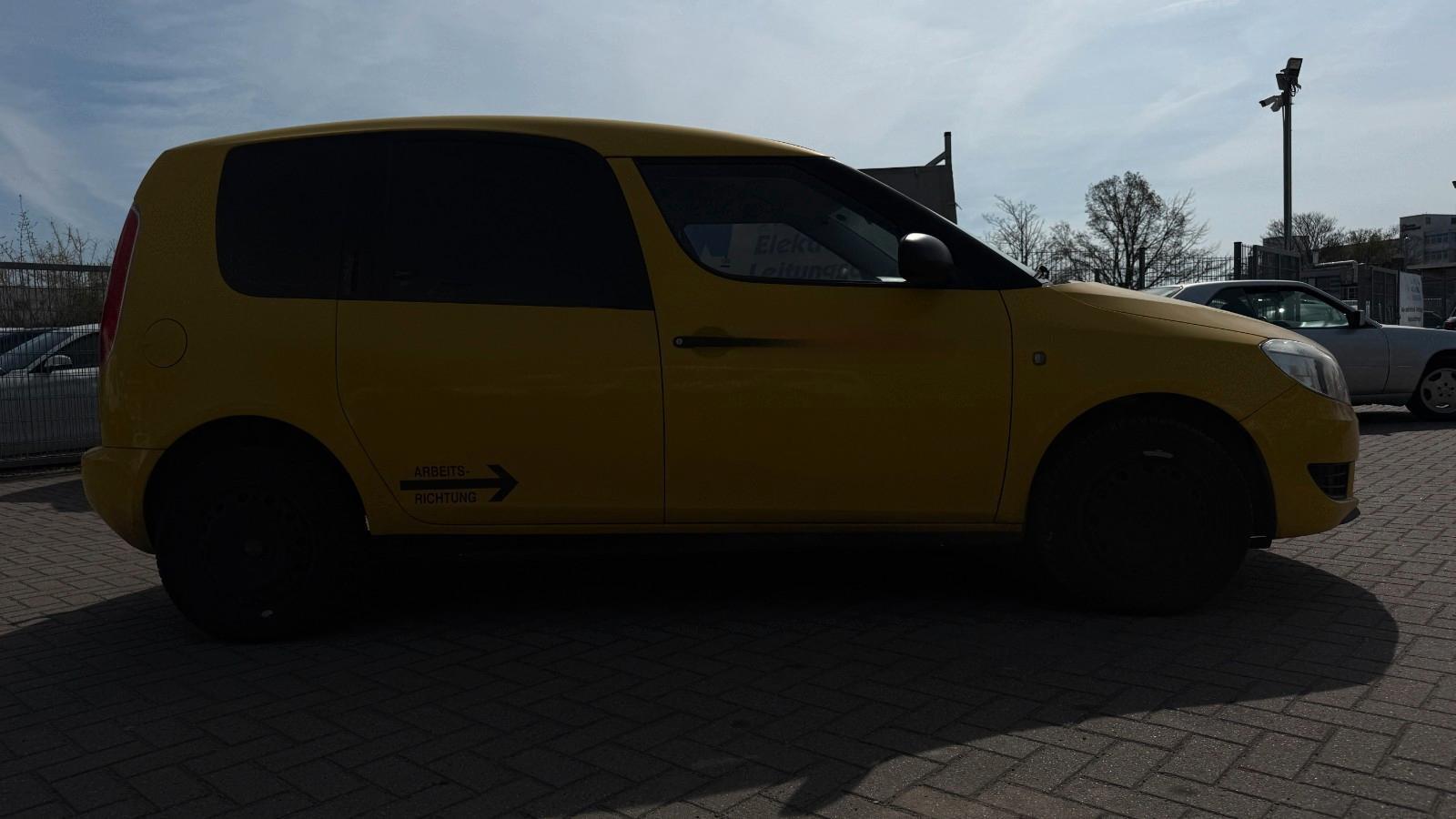 Skoda Roomster 2014 — interior