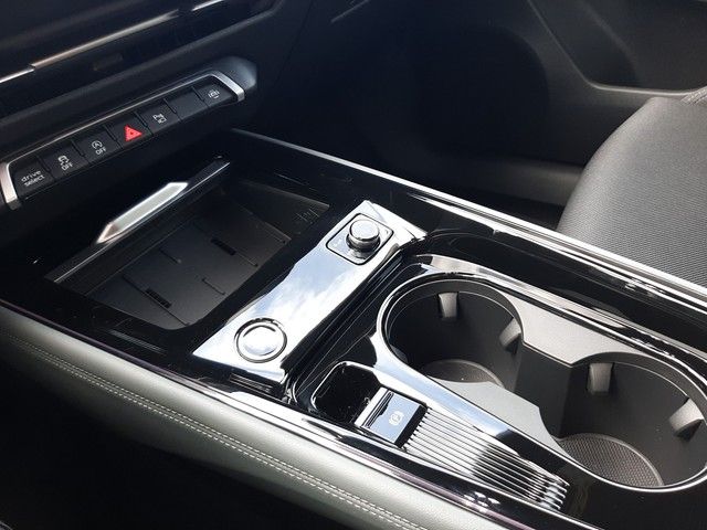 Fahrzeugabbildung Audi Q3 SUV S line TDI S-tronic Tech+ Kamera Navi