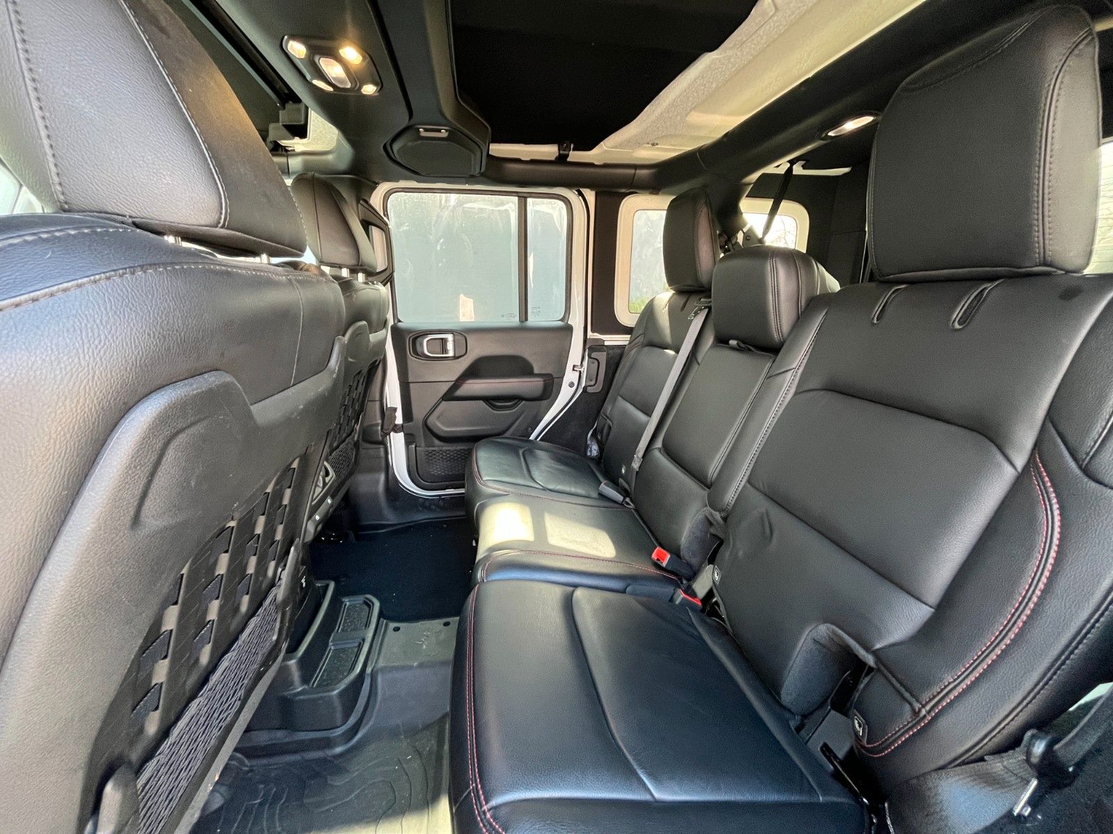Fahrzeugabbildung Jeep Wrangler Unlimited Rubicon 2.2 CRDi