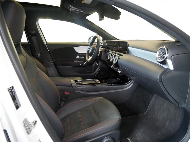 Mercedes-Benz A 250 e , AMG 360 DISTR KAMERA PANO SPUR STANDH