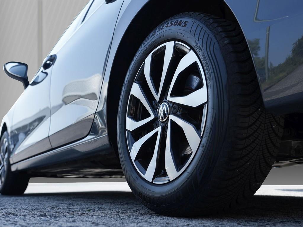 Volkswagen Golf VIII 1,5 TSI Active,Matrix LED,Standheizung, миниатюра 5