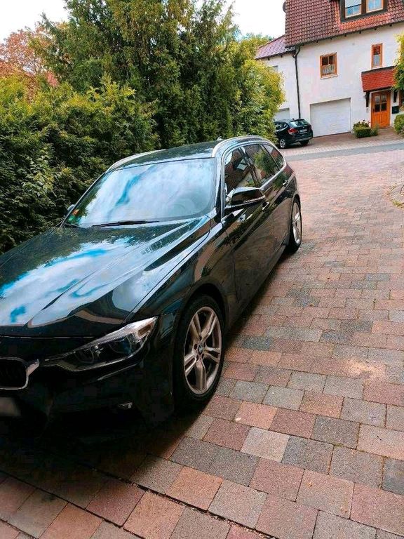 Image of BMW 320