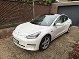 Tesla Model 3 Allradantrieb mit Dualmotor Long Ran... - Tesla Model 3 in Düsseldorf