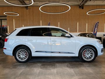 Audi Q7 3.0 TDI quattro *7SITZER*2.HAND*BI-XENON*AHK*