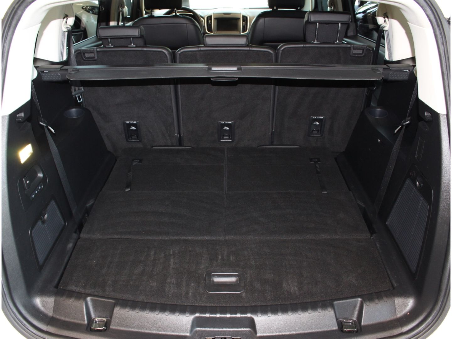 Fahrzeugabbildung Ford S-Max Titanium 2.0 TDCi 7-Sitzer 2.Hand*AHK*LED