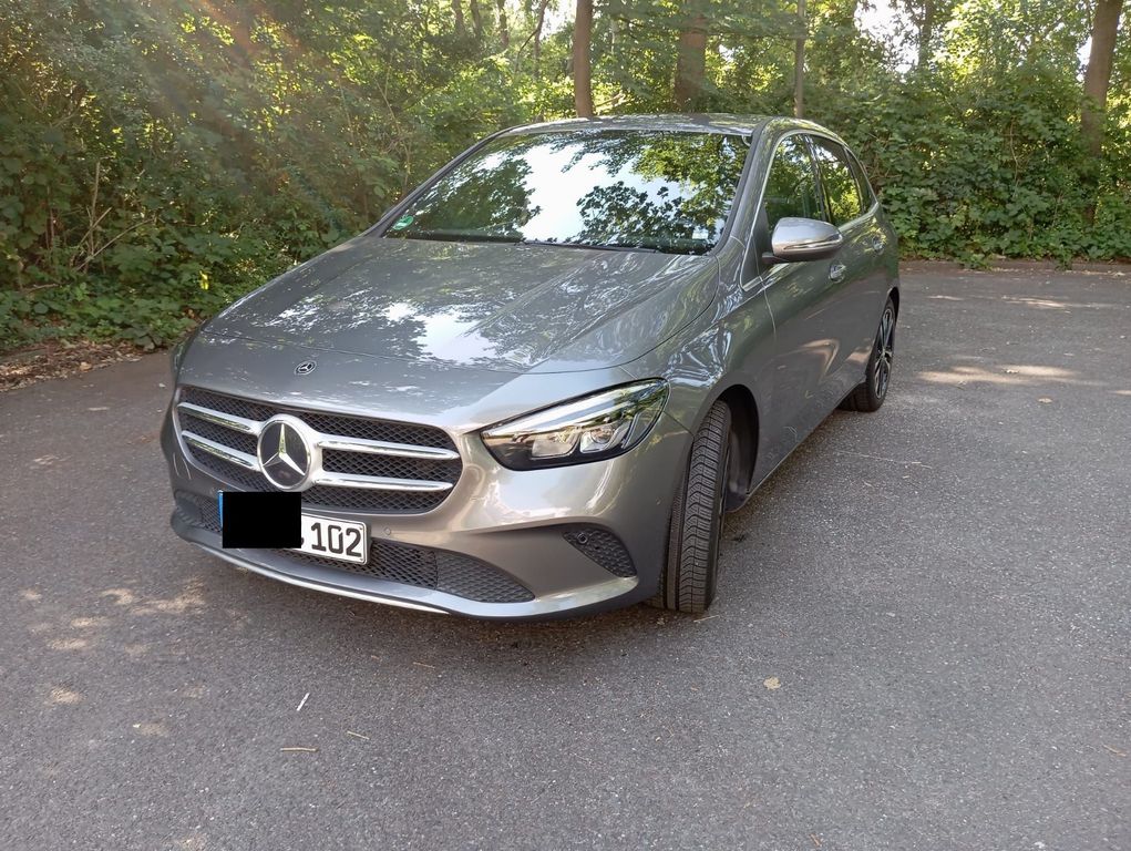 Image of Mercedes-Benz B 200