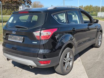 Ford Kuga - 3