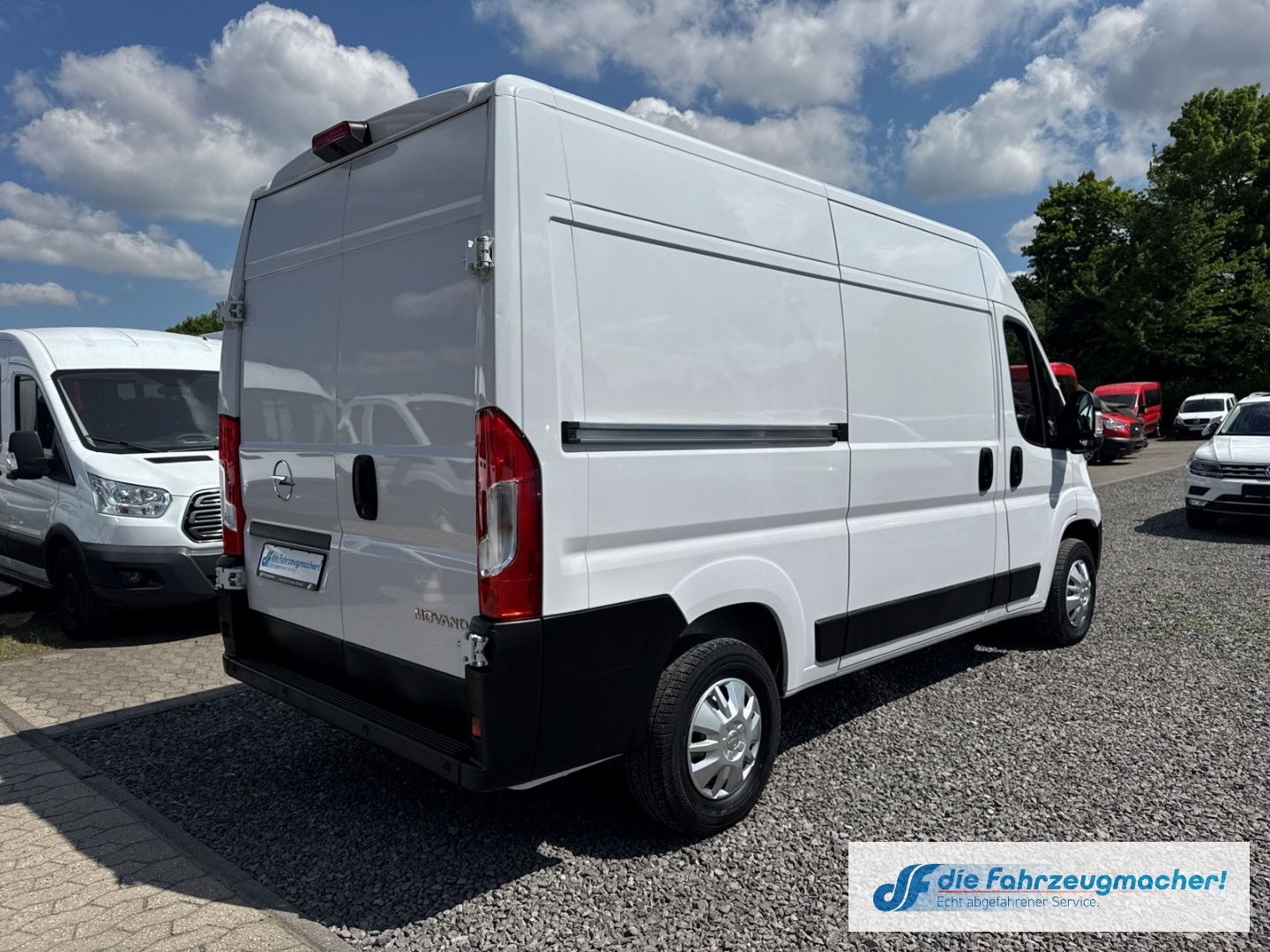 Fahrzeugabbildung Opel Movano C Kasten HKa L2H2 3,5t Edition 2.2 Diesel