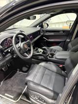 Porsche Cayenne 4.0 V8 GTS HA-Lenkung InnoDrive Standhz - Porsche Cayenne Jahreswagen