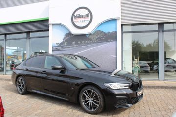 Fahrzeugabbildung BMW 520 d Lim. M Sport HeadUp+Komfortsitze+GSD
