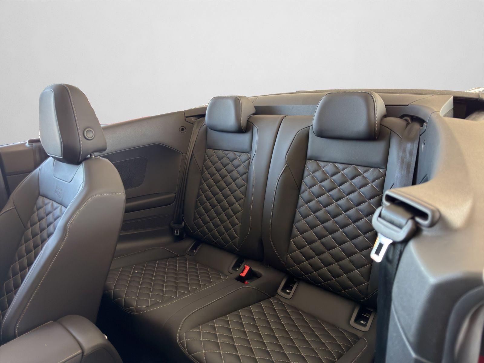 Volkswagen T-Roc - Bild 15