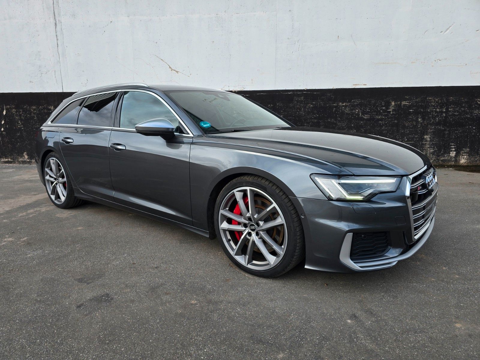 AUDI S6 