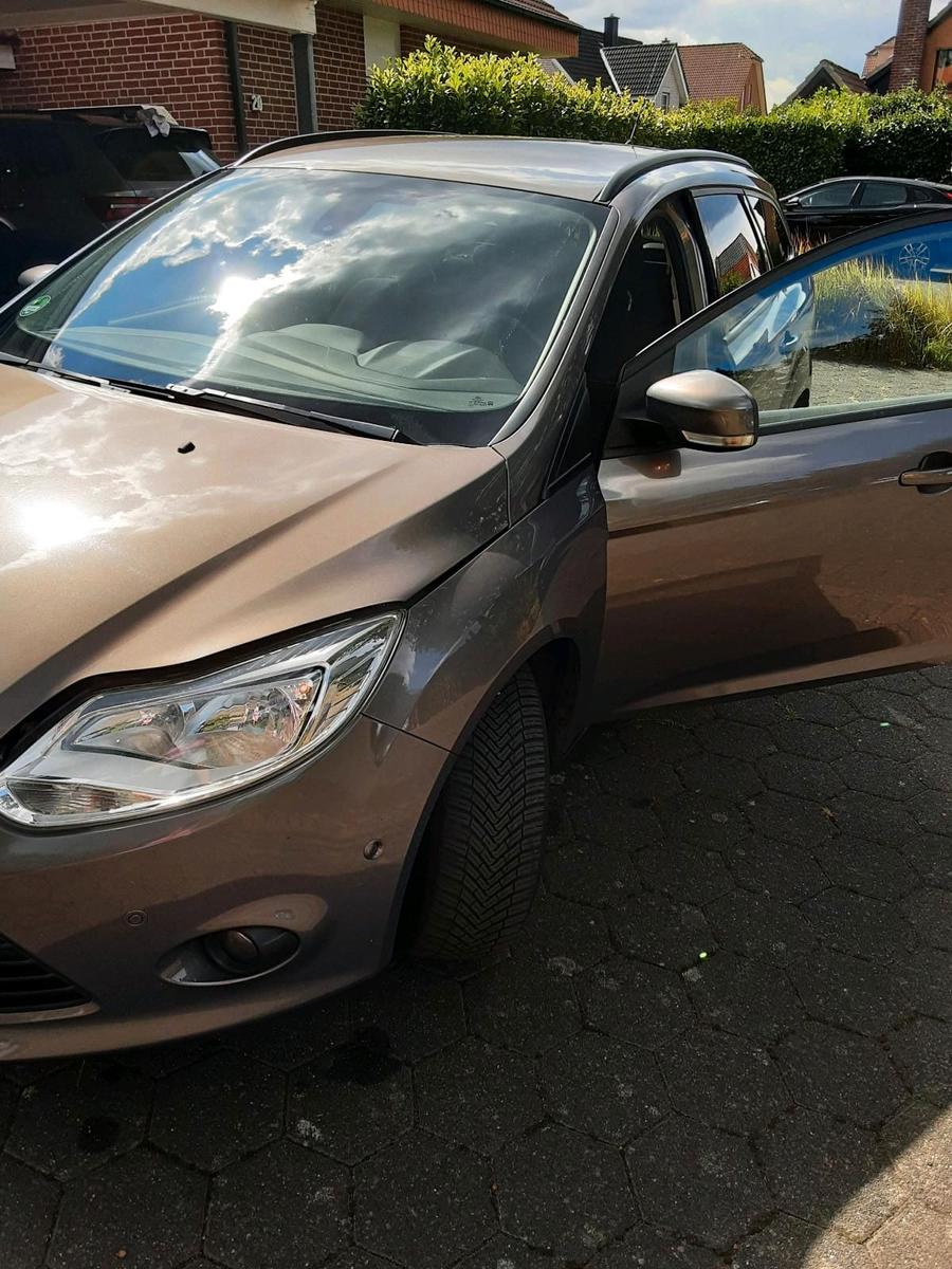 Ford Focus 2013 — photo 5