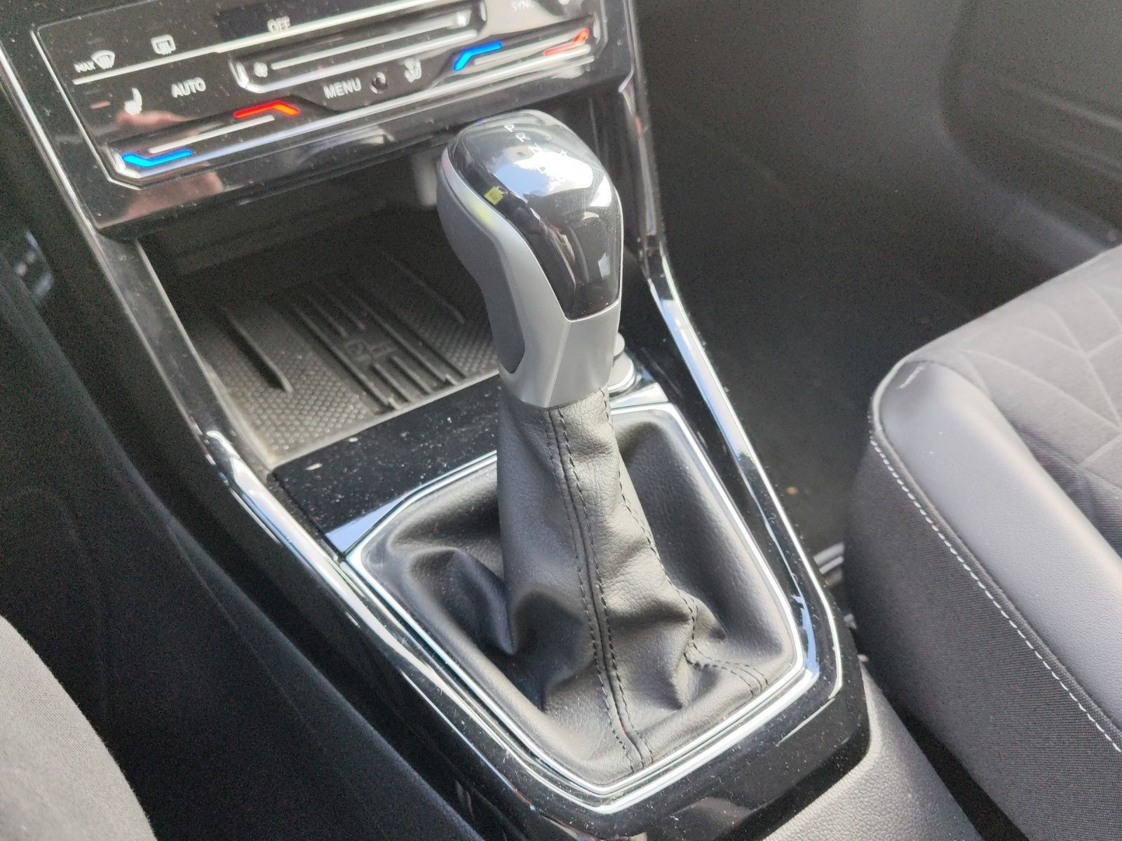Volkswagen T-Cross - Bild 11